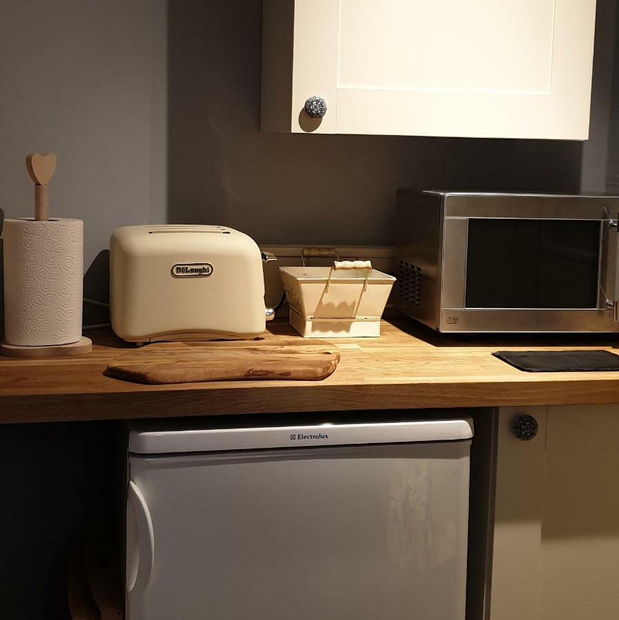 The Nest At Bramble Cottage Lacock Extérieur photo